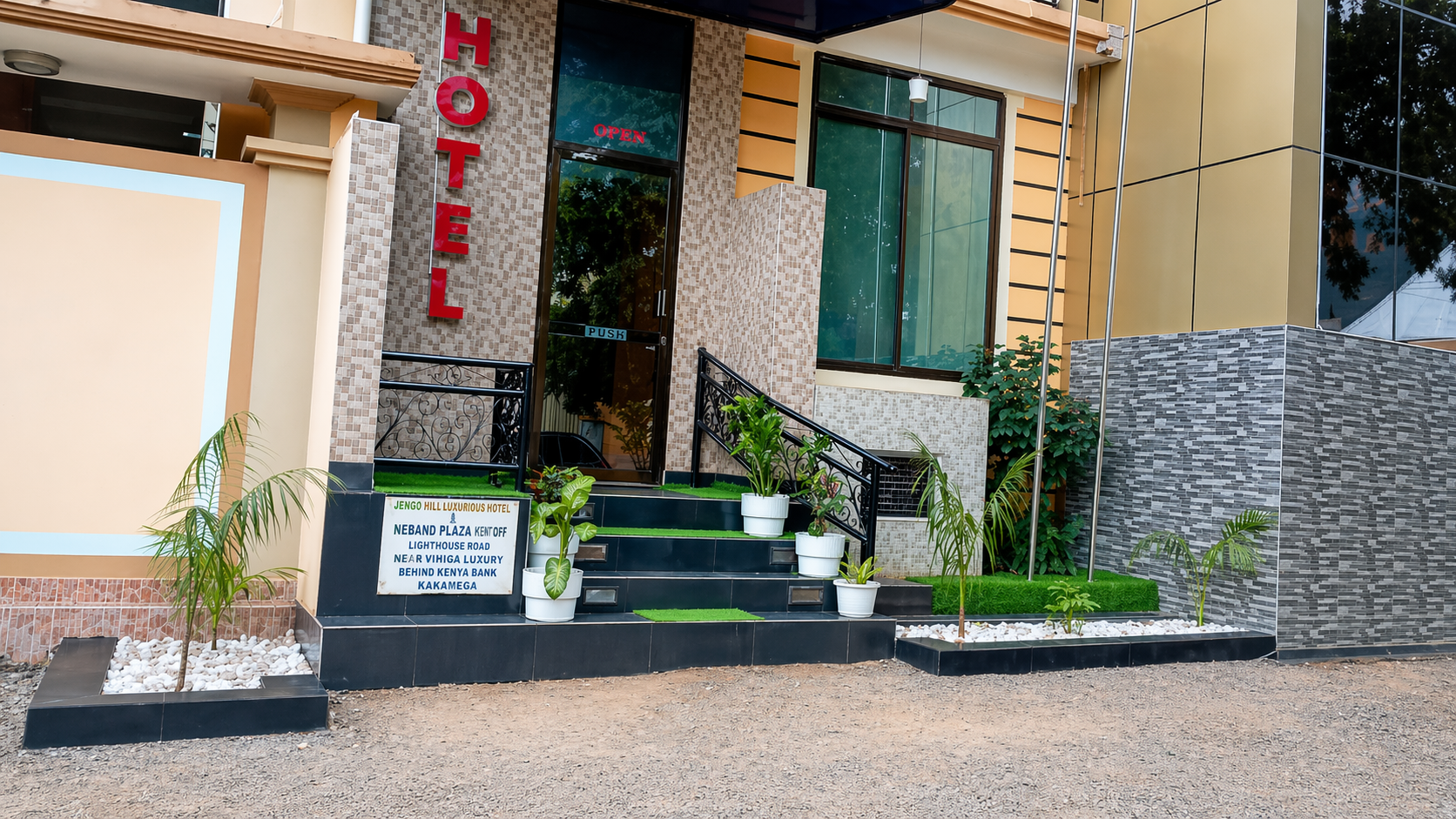 Front exterior of Hedaru Palace Hotel